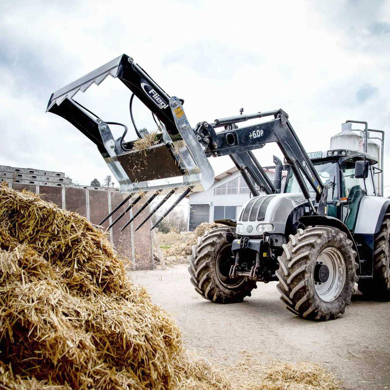 Fliegl Ballenschneider 1700 mm mit Euroaufnahme & Dreipunkt