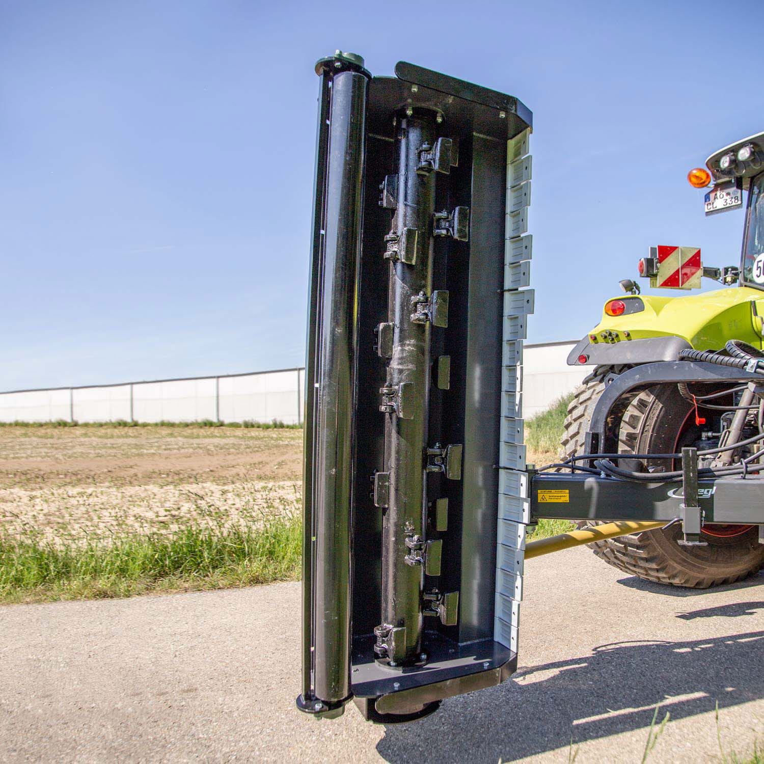 Fliegl Böschungsmulcher 2300 mm – Hydraulischer Mulcher mit Schwenkarm, Kat. 2, 540 U/min