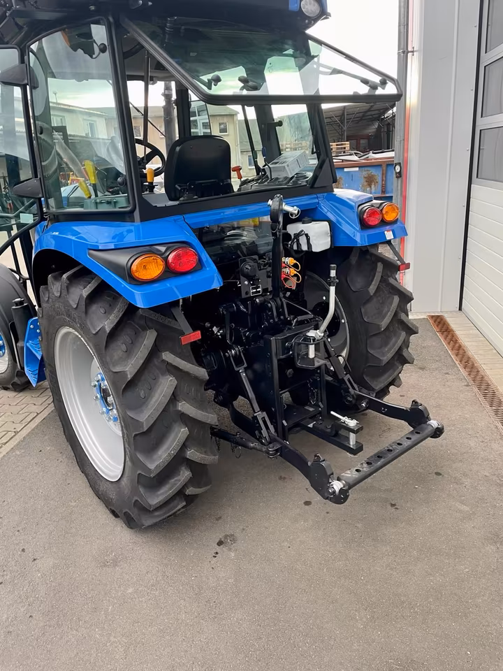 Solis 60 Stage V avec cabine | Tracteur 60 ch à quatre roues motrices | Navette synchronisée