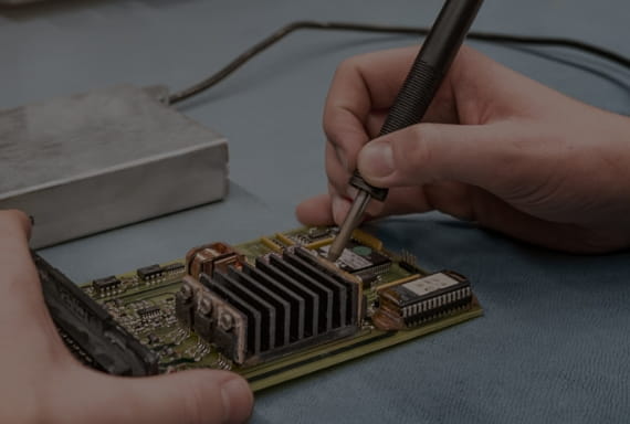 Agricultural machinery electronics service – repair & maintenance instead of replacement