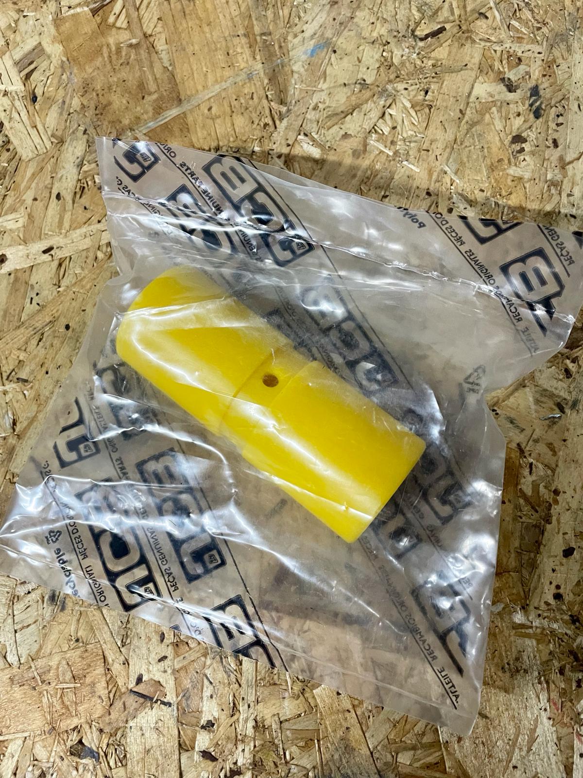 E012746 JCB Buchse 95x38x25 - 808/10006