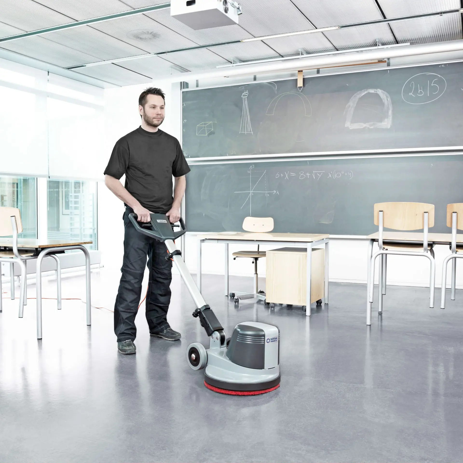 Brander Mietservice für Einscheibenmaschinen | Langzeitmiete für Industrie, Gewerbe & Kommunen | Scheuern, Polieren, Grundreinigen & Teppichreinigung