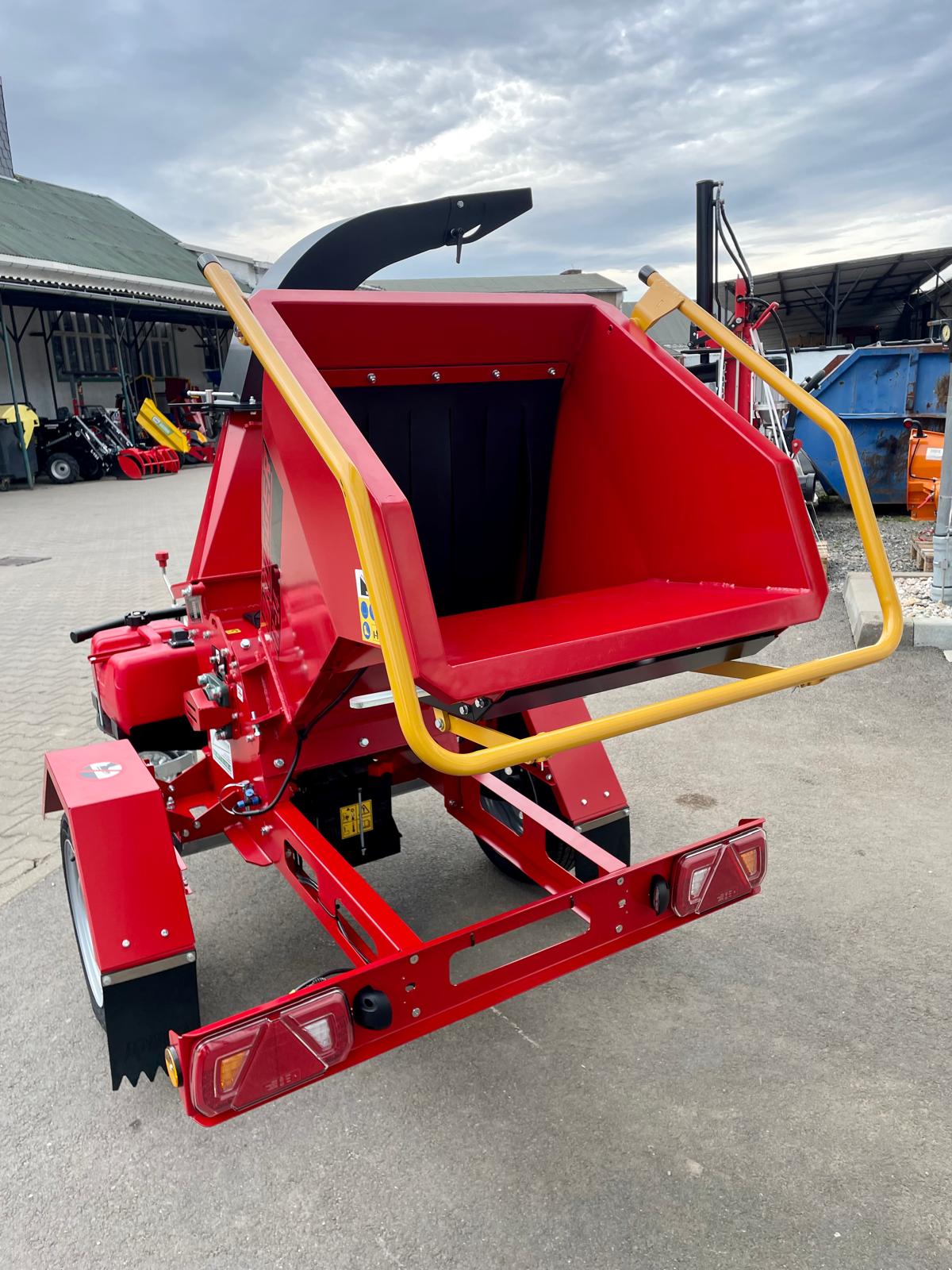 BRUGGER HX14 wood chipper with petrol engine - road legal