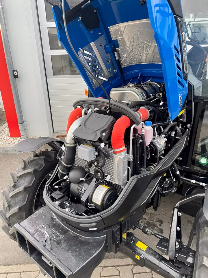 Solis 60 Stage V avec cabine | Tracteur 60 ch à quatre roues motrices | Navette synchronisée