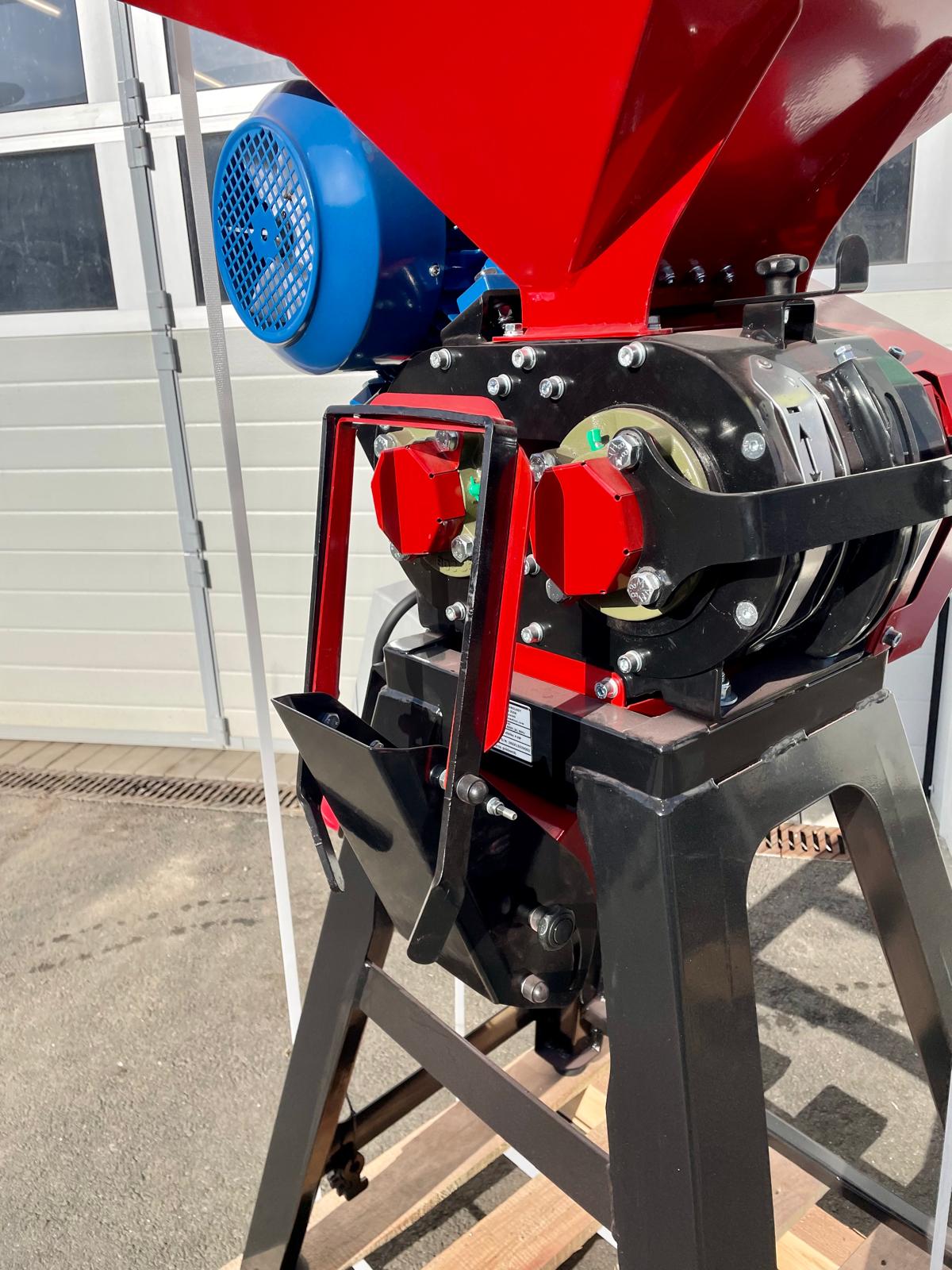 Getreidequetsche Remet CNC GX150 NEW – leistungsstarke Futterquetsche für Getreide & Hülsenfrüchte