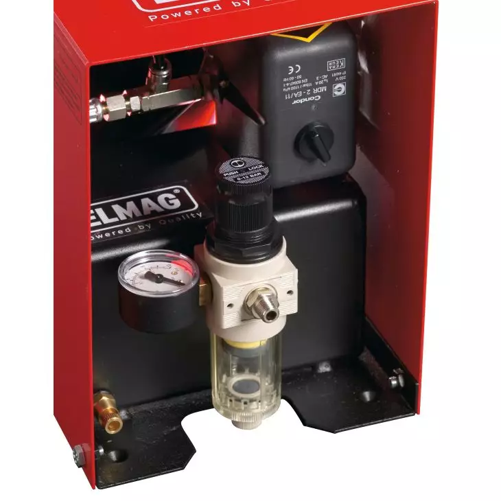 Elmag airbrush compressor with 9 L compressed air tank. 35 l/min, 8 bar, 43 dB(A).
