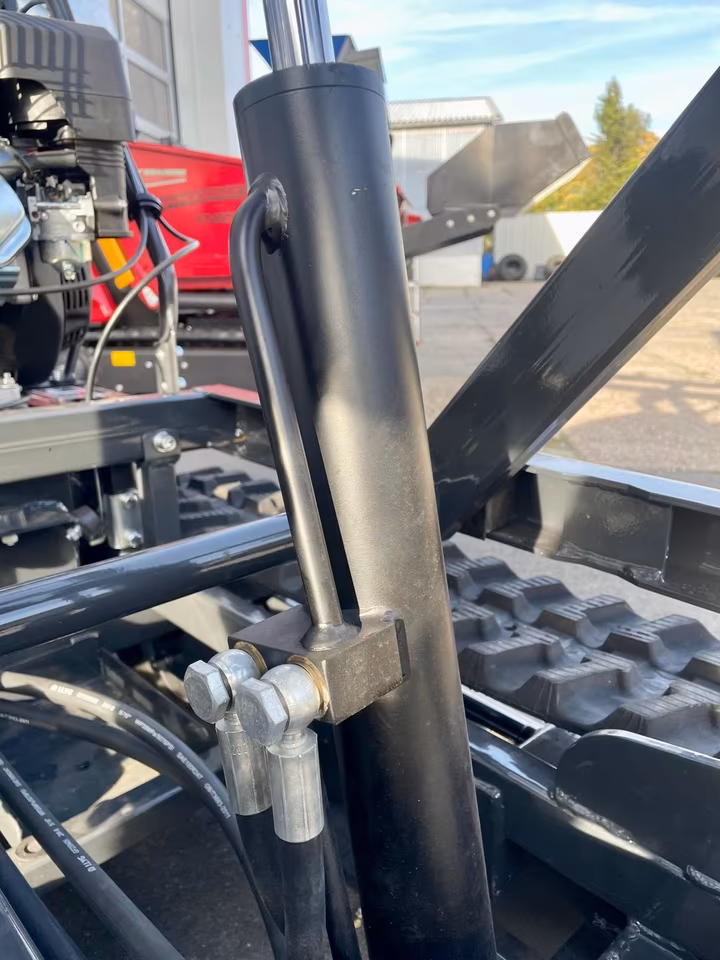 Raupendumper mit Hochentleerung 500 kg – 10 PS Benzinmotor, hydraulische Mulde, Profi-Dumper