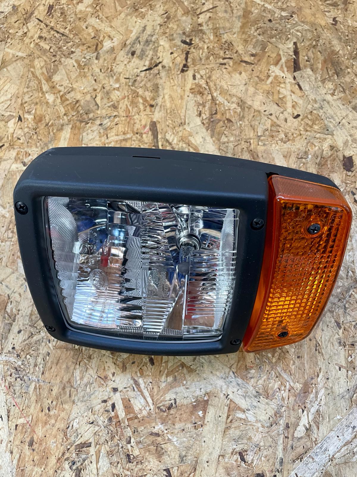 ET94485 HELLA Hauptscheinwerfer L/R - 700/50055, 1SA996120-471