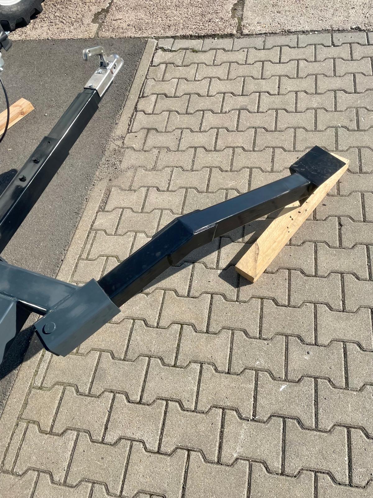 Schreitbagger Nero 580 kg | 15 PS Loncin Benzinmotor | 360° Schwenkbereich | E-Start