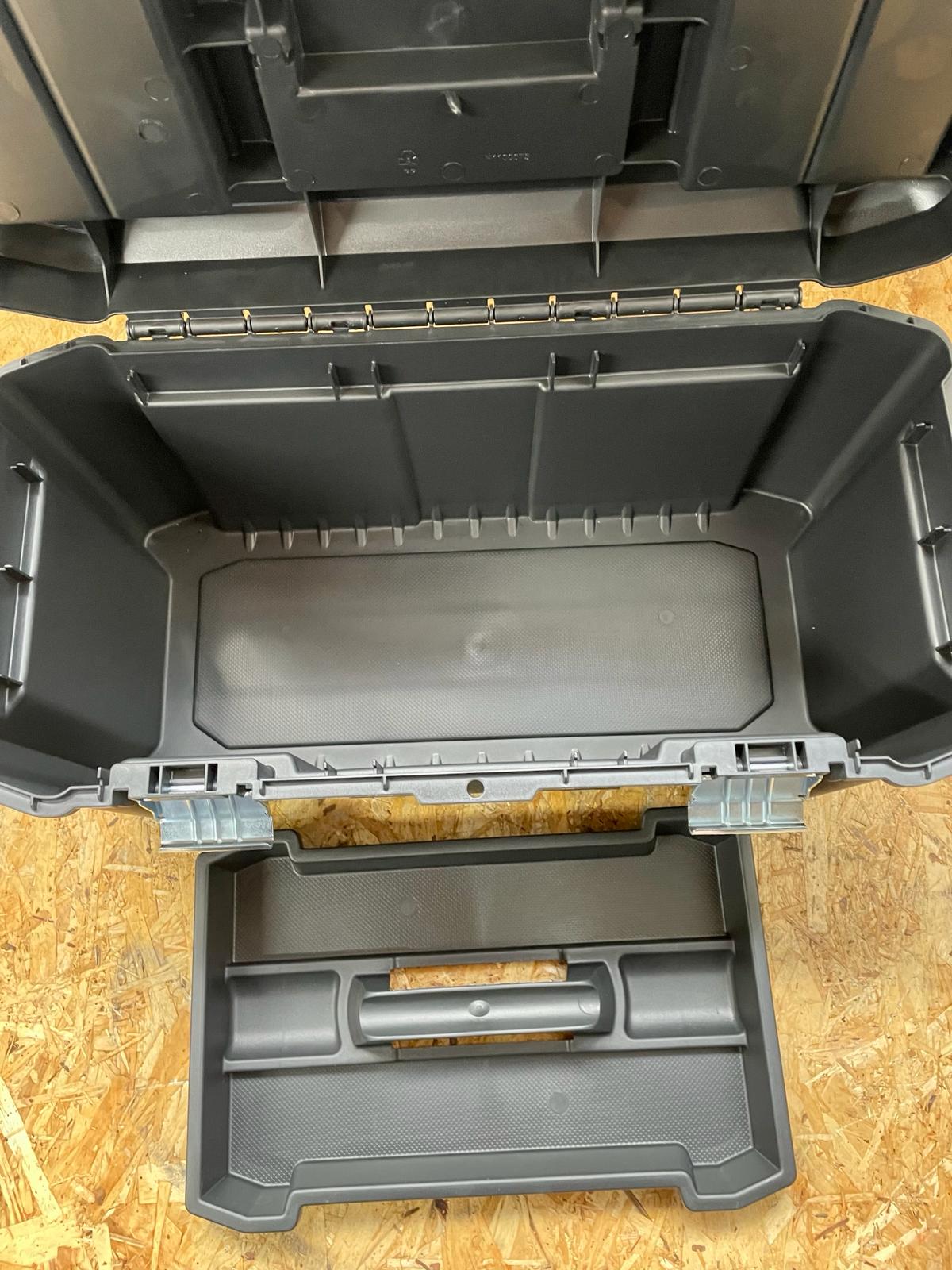 STANLEY Essential Werkzeugbox 19"