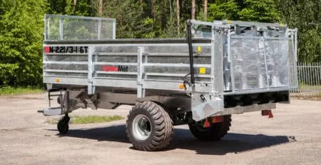 Cynkomet Miststreuer 6.000 kg, hydraulischer Förderer, 4 Vertikalwalzen