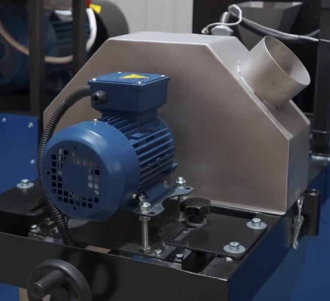 Futtermittelproduktionsmaschine für Tierfutter 200kg / h - 400V / 25kW