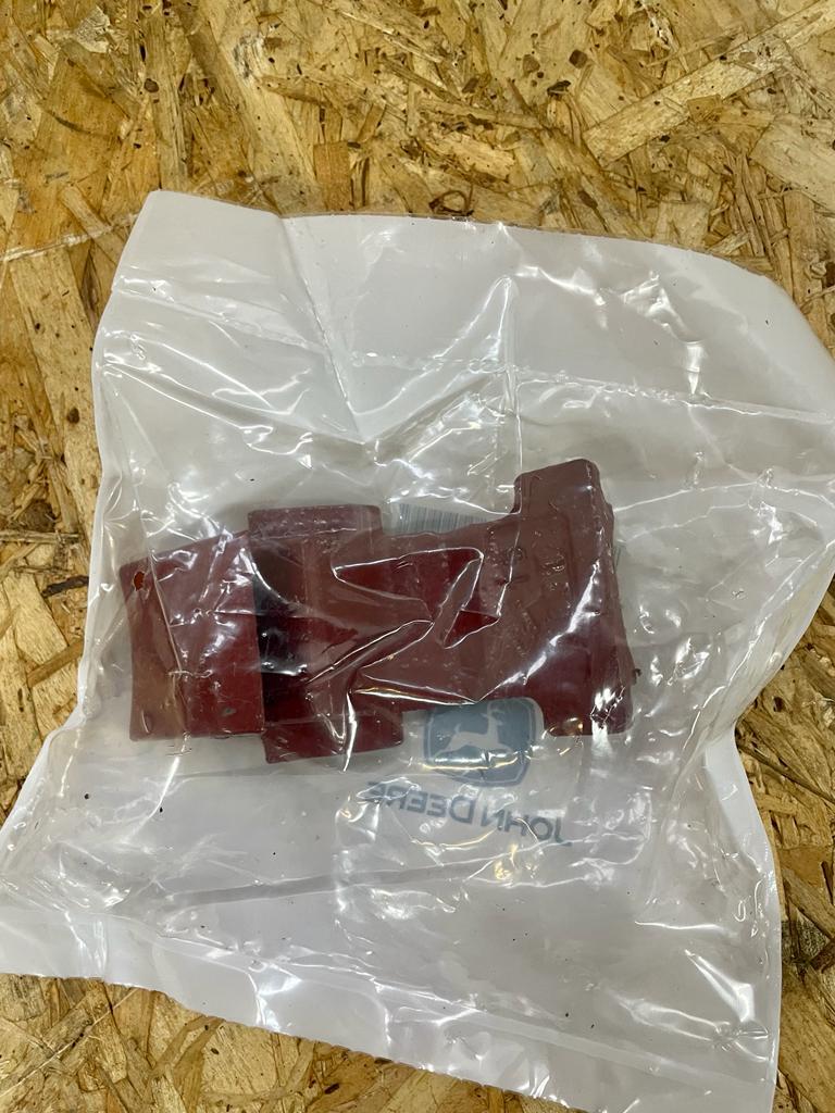 E035678 Verschleißplatte John Deere FH327180