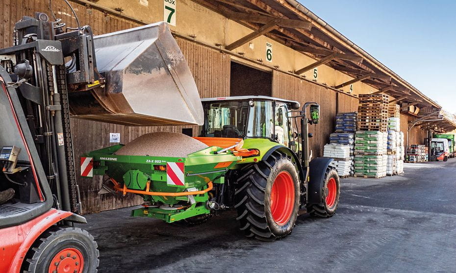 Amazone fertilizer spreader ZA-X