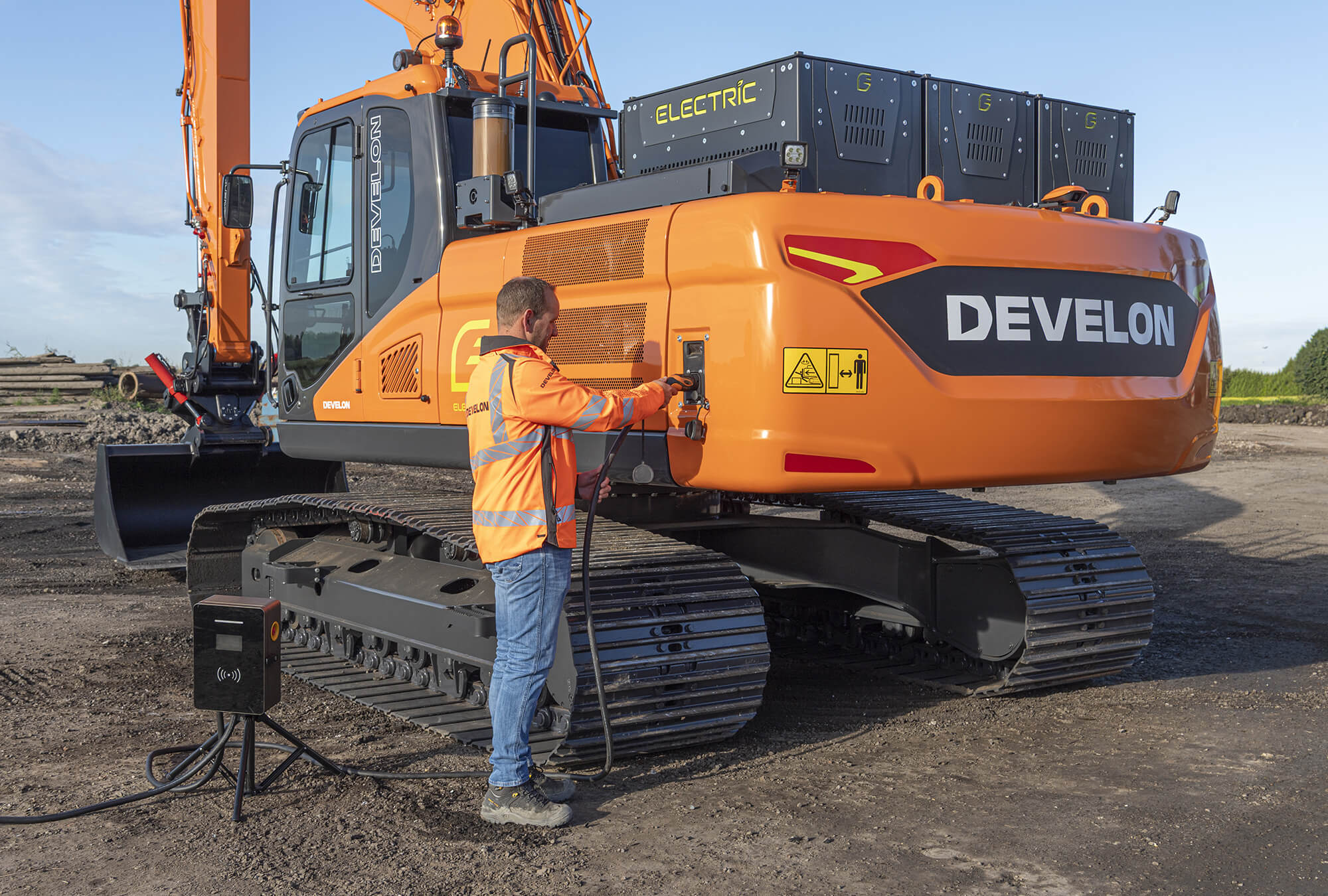 Develon DX250LCE-7 Elektro Kettenbagger – 28t Raupenbagger 120 kW emissionsfrei