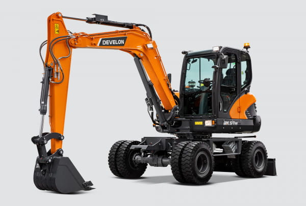 Mobilbagger Develon DX57W-7