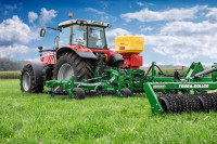 Düvelsdorf Grünlandkombination Striegel GREEN.RAKE expert + Ackerwalze TERRA.ROLLER expert