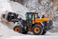 Radlader Develon DL220-7