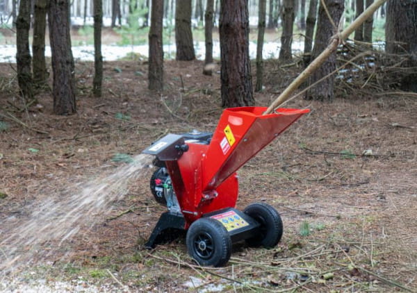 Gartenhäcksler / Asthäcksler RTS300 - Benzinmotor 7PS