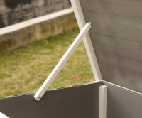 Kunststoff Stall - 137 x 73 x 83cm